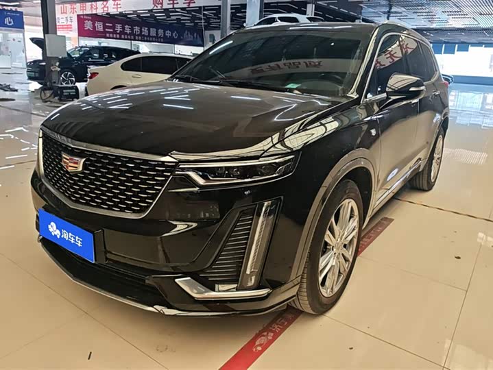 Фото 1 - Cadillac XT6