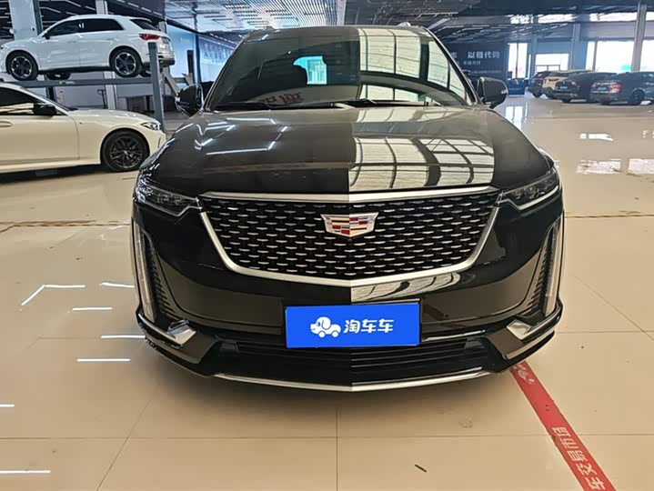 Фото 2 - Cadillac XT6