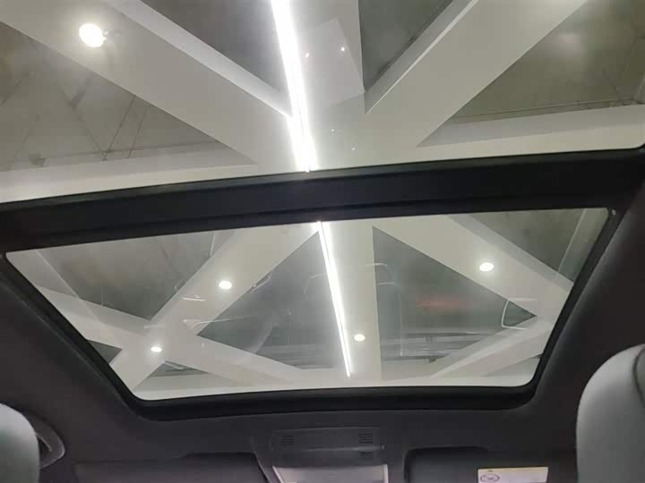 Фото 18 - Volkswagen T-Roc