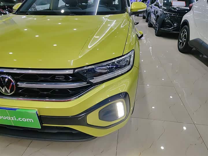 Фото 24 - Volkswagen T-Roc