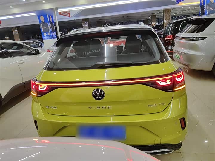 Фото 6 - Volkswagen T-Roc