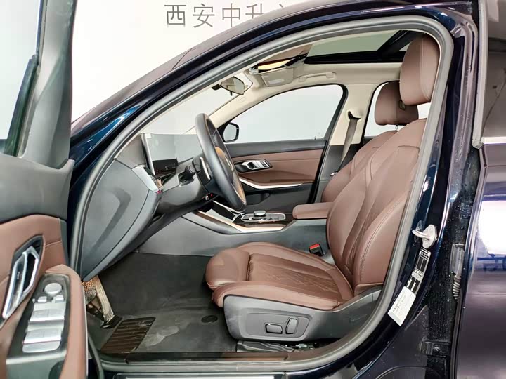 Фото 11 - BMW 3 Series