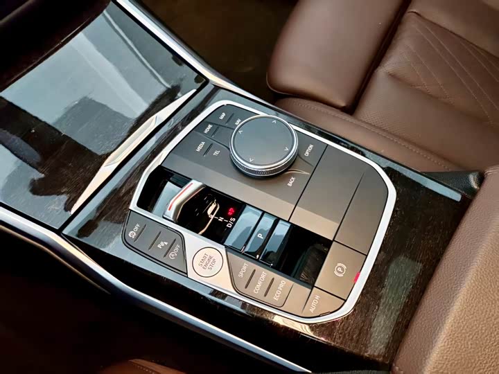 Фото 13 - BMW 3 Series