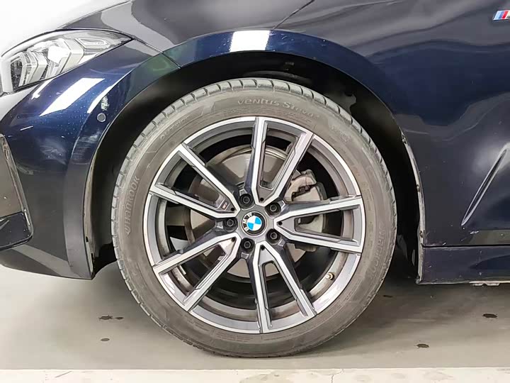 Фото 3 - BMW 3 Series