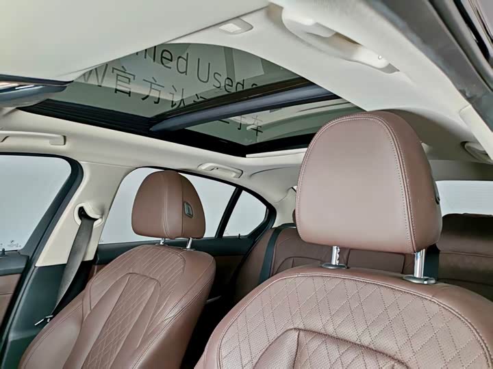 Фото 9 - BMW 3 Series