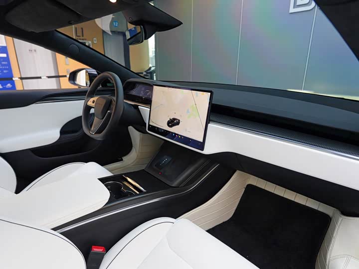 Фото 9 - Tesla Model S