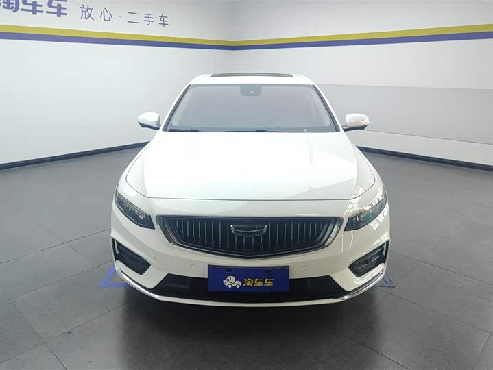 Фото 2 - Geely Preface