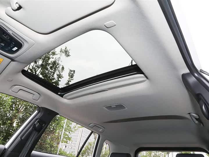 Фото 11 - Toyota Corolla Cross