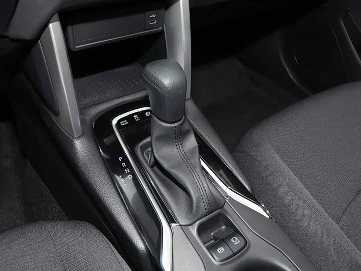 Фото 13 - Toyota Corolla Cross