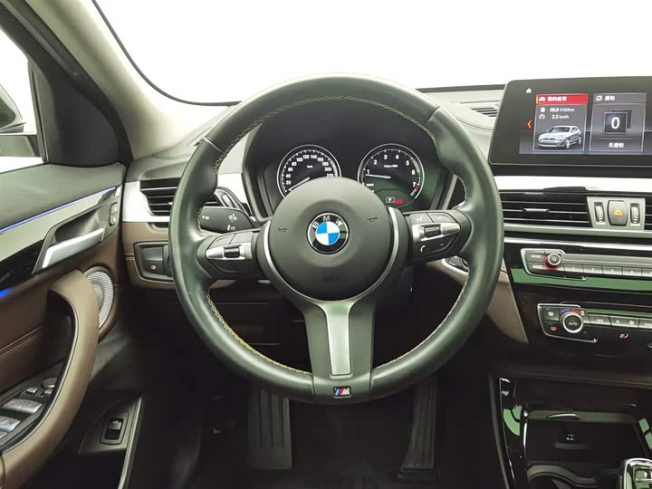 Фото 11 - BMW X2