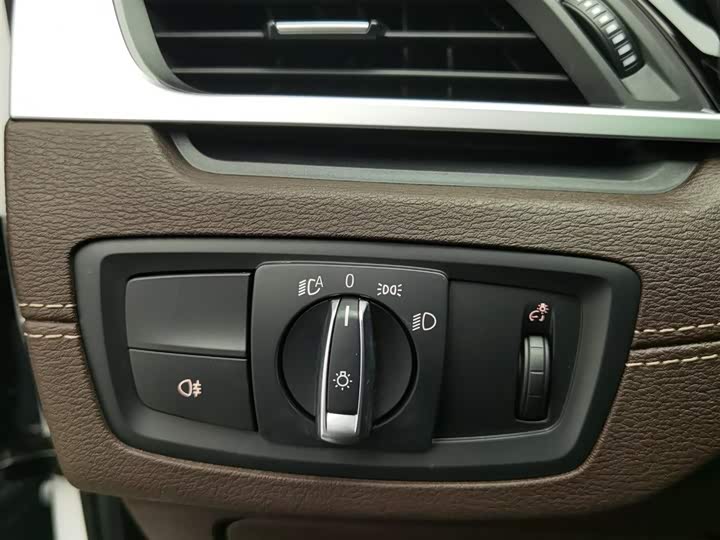 Фото 21 - BMW X2