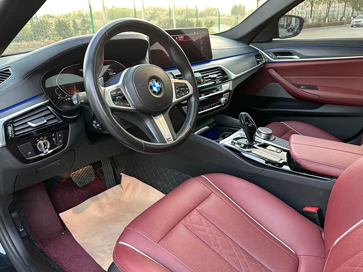 Фото 5 - BMW 5 Series