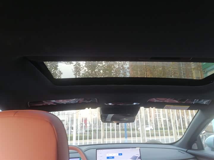 Фото 18 - Geely Galaxy L6