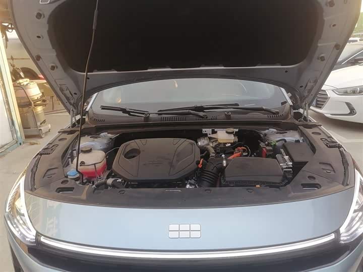 Фото 20 - Geely Galaxy L6