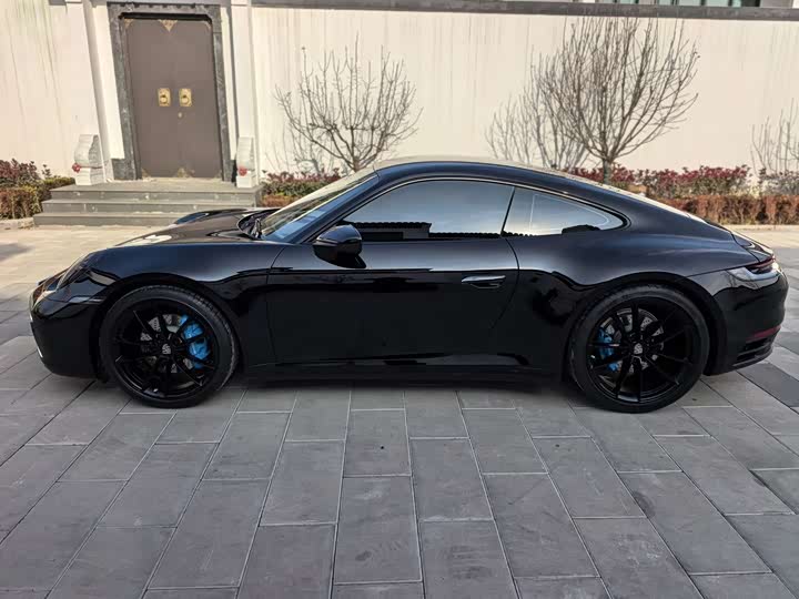 Фото 3 - Porsche 911