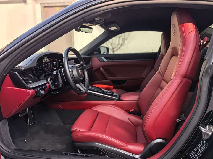 Фото 8 - Porsche 911