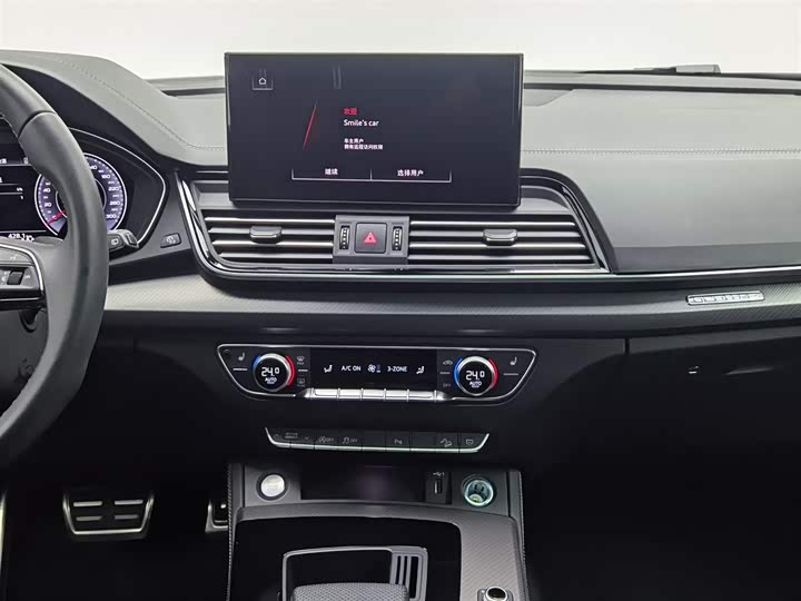 Фото 12 - Audi Q5L