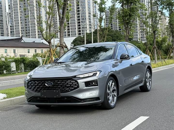 Фото 1 - Ford Mondeo