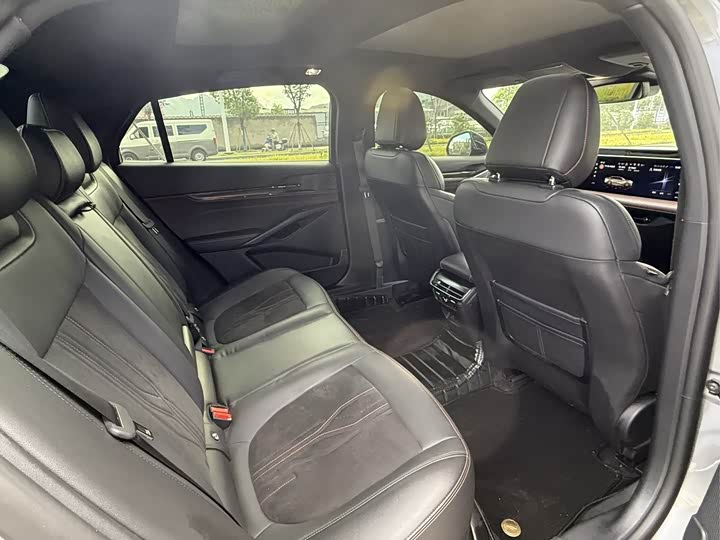 Фото 14 - Ford Mondeo