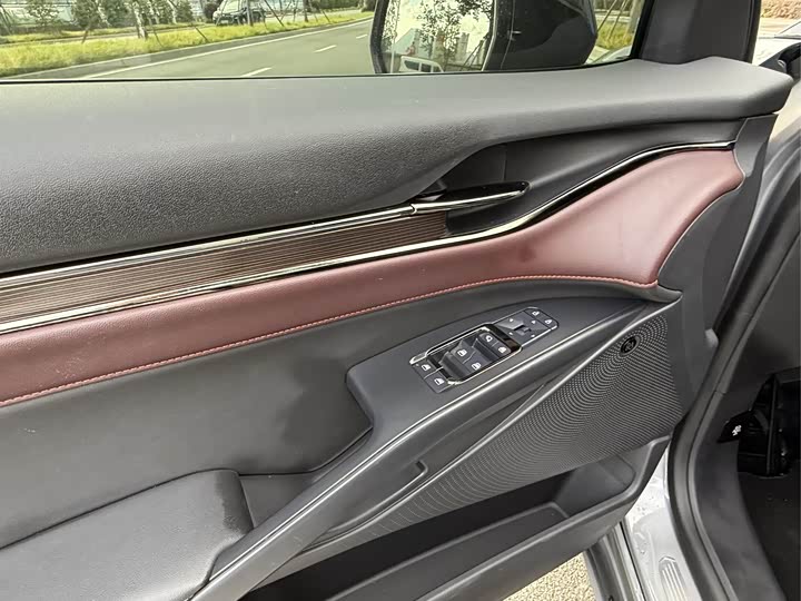 Фото 15 - Ford Mondeo