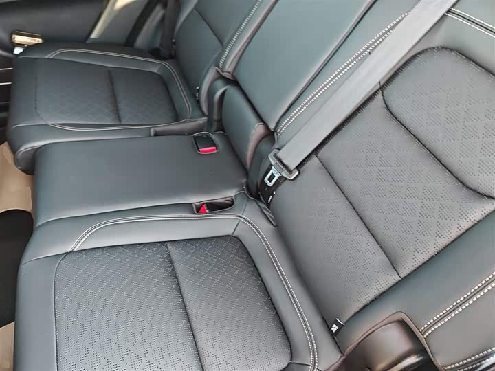 Фото 17 - Chery Tiggo 8