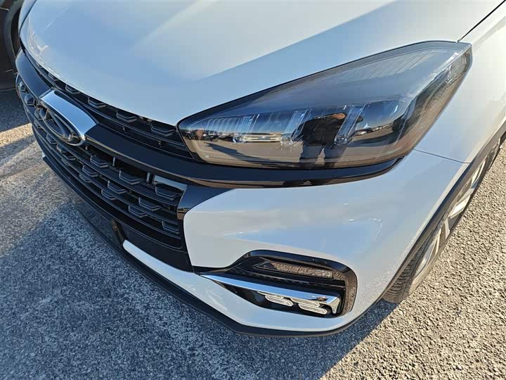 Фото 24 - Chery Tiggo 8