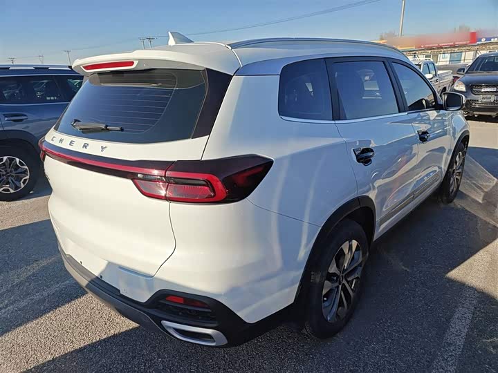 Фото 7 - Chery Tiggo 8