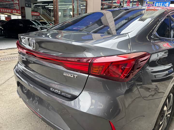 Фото 11 - Changan Eado Plus