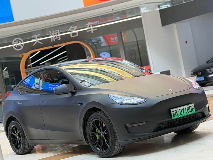 Фото 2 - Tesla Model Y