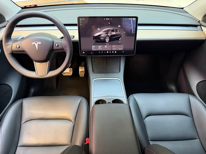 Фото 9 - Tesla Model Y