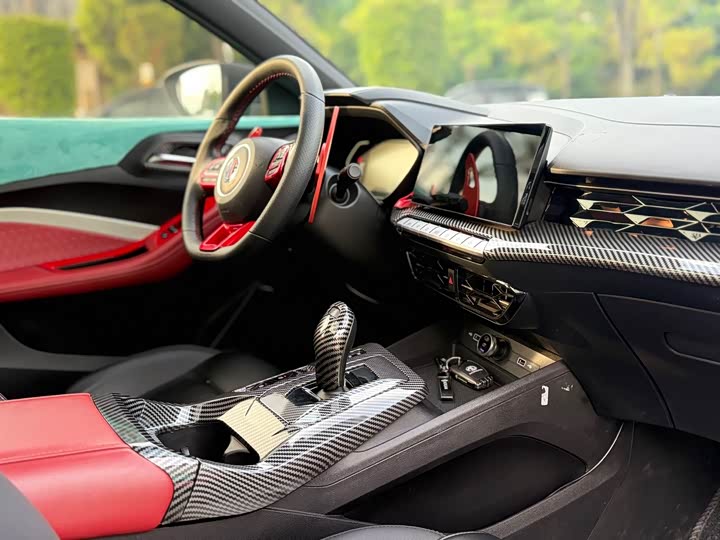 Фото 15 - MG Motor 5