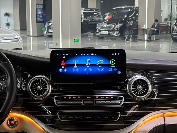 Фото 18 - Mercedes-Benz Vito