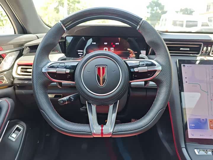 Фото 9 - Hongqi H6