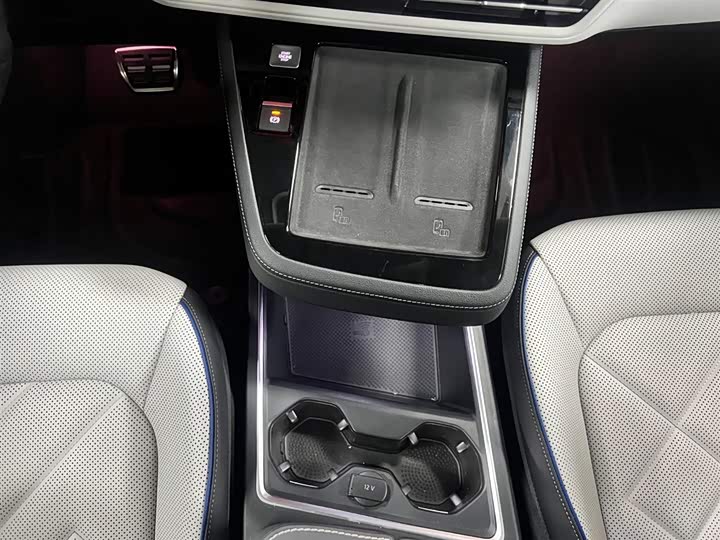 Фото 23 - Volkswagen Talagon