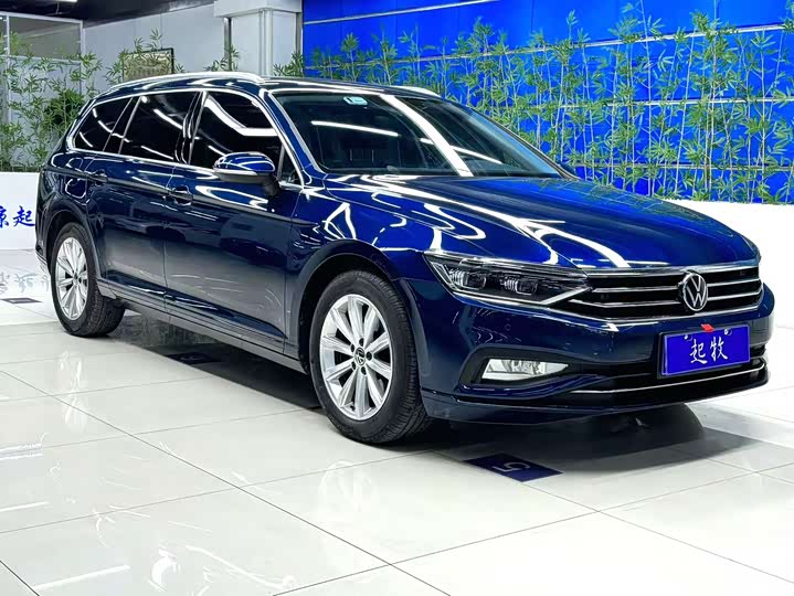 Фото 3 - Volkswagen Passat Variant