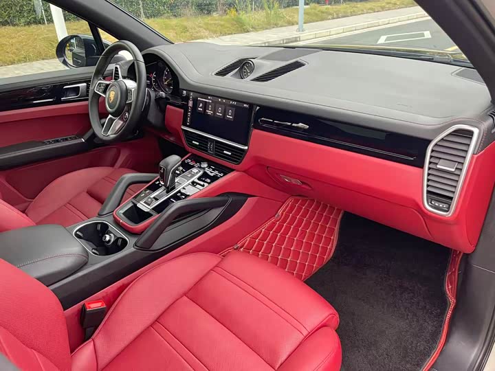 Фото 14 - Porsche Cayenne Hybrid