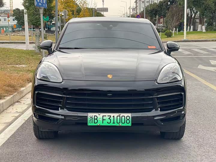 Фото 2 - Porsche Cayenne Hybrid