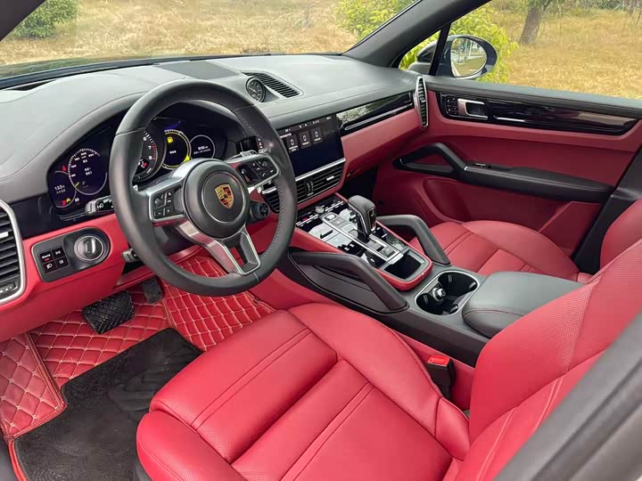 Фото 9 - Porsche Cayenne Hybrid