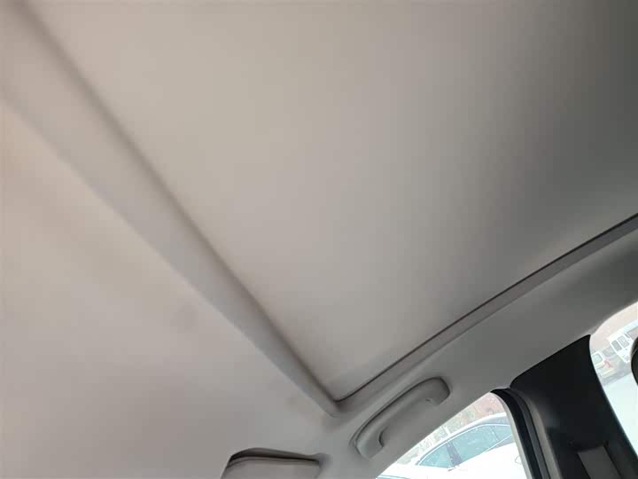 Фото 18 - Chevrolet Malibu XL