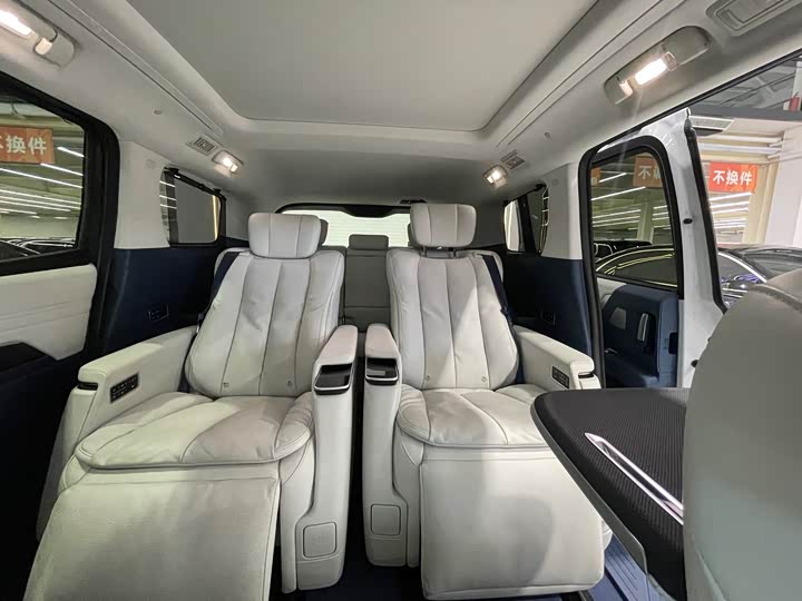 Фото 24 - Buick GL8 Century