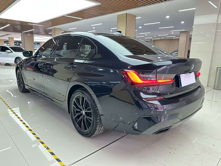 Фото 9 - BMW 3 Series