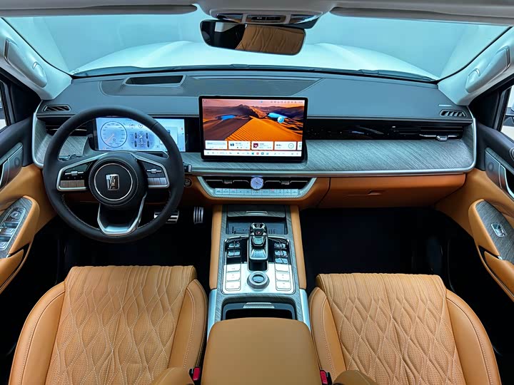 Фото 19 - Tank 500 Hybrid