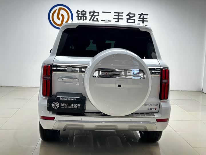 Фото 25 - Tank 500 Hybrid