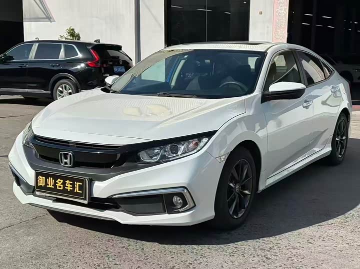 Фото 1 - Honda Civic