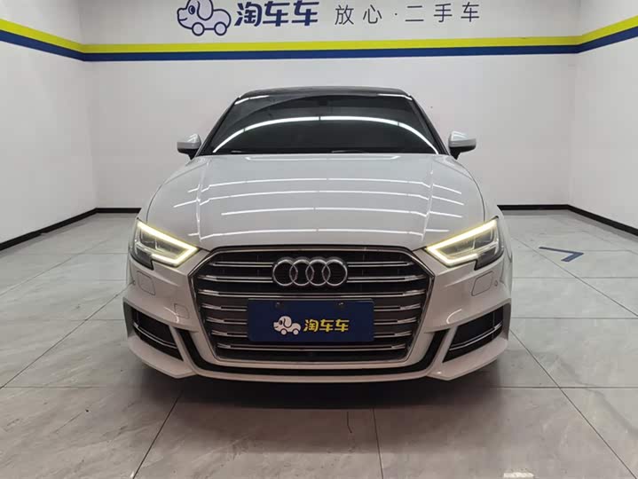 Фото 2 - Audi A3