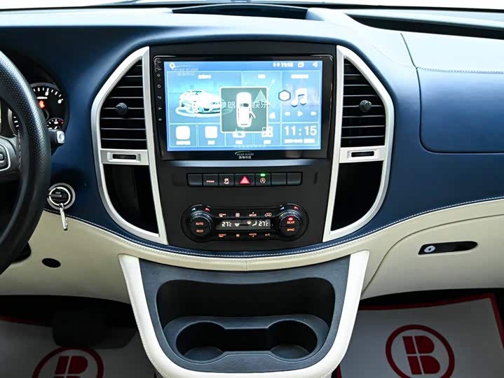 Фото 18 - Mercedes-Benz Vito