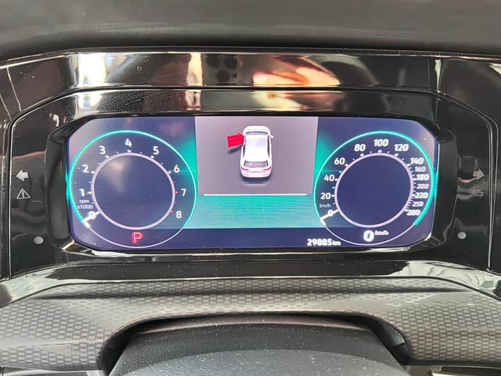 Фото 6 - Volkswagen Golf GTI