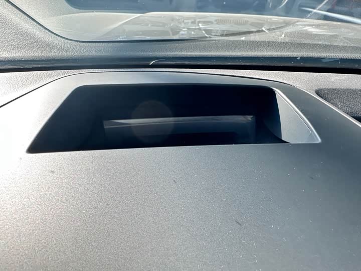 Фото 7 - Volkswagen Golf GTI