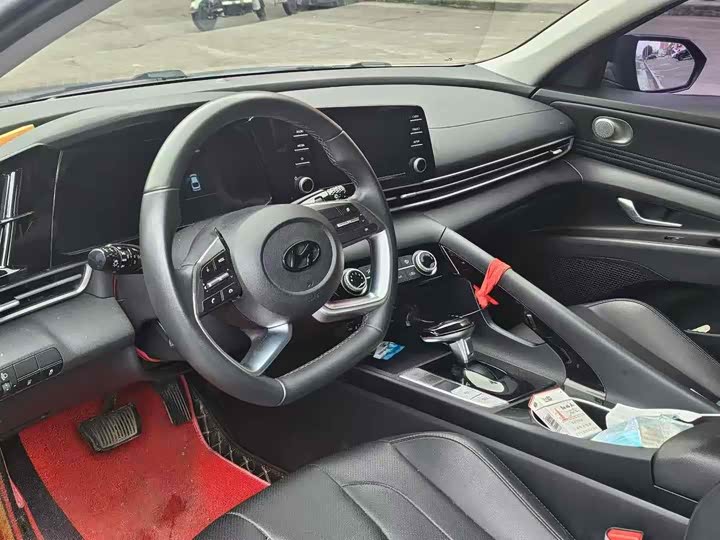 Фото 2 - Hyundai Elantra N line