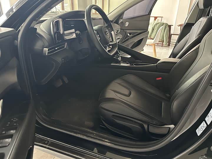 Фото 7 - Hyundai Elantra N line